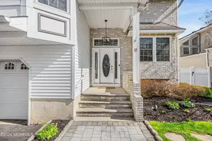 12 Pemberton Dr, Matawan, NJ 07747 - Photo 7