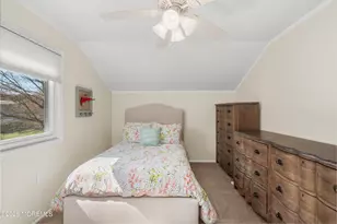 12 Pemberton Dr, Matawan, NJ 07747 - Photo 33