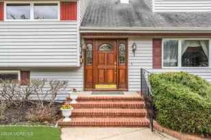 42 Riveredge Rd, Tinton Falls, NJ 07724 - Photo 3