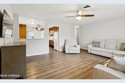 530 Portsmouth Drive #D, Lakewood, NJ 08701 - Photo 5