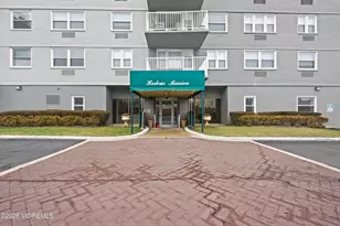 675 Ocean Ave N, Long Branch, NJ 07740 - Photo 15