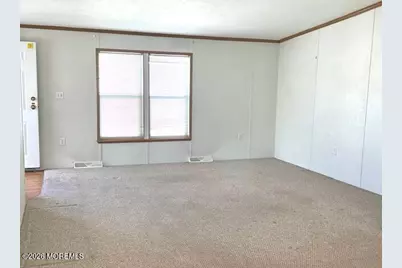 27 Pine Ridge Boulevard, Whiting, NJ 08759 - Photo 5