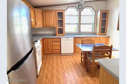 27 Pine Ridge Boulevard, Whiting, NJ 08759 - Photo 9