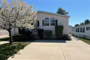27 Pine Ridge Blvd, Whiting, NJ 08759 - Photo 1
