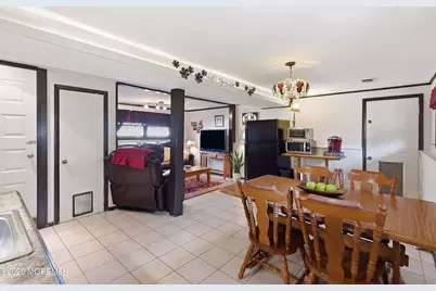 1411 Windsor Avenue, Toms River Township, NJ 08753 - Photo 15