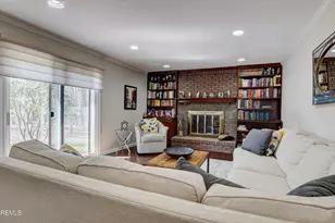 8 Sherman Ct, Manalapan Township, NJ 07726 - Photo 19