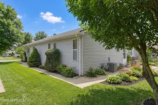 35 Noranda St, Toms River Township, NJ 08757 - Photo 33