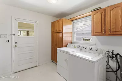 813 Roseld Avenue, Ocean, NJ 07712 - Photo 17