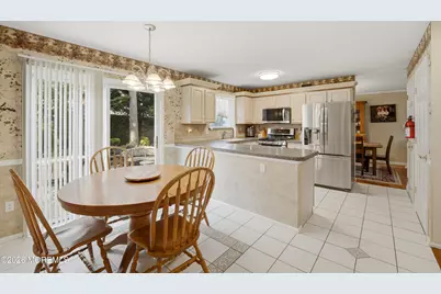 352 Chestnut Drive, Manahawkin, NJ 08050 - Photo 11