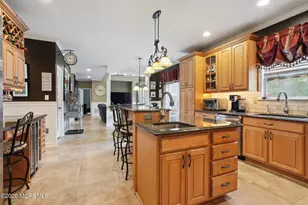 48 Condor Dr, Morganville, NJ 07751 - Photo 15