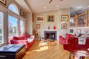 39 Royal Rd, Freehold, NJ 07728 - Photo 9