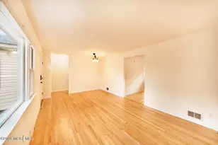 32 Lake Ave, Fair Haven, NJ 07704 - Photo 5