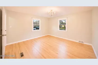 32 Lake Avenue, Fair Haven, NJ 07704 - Photo 11