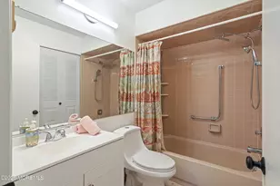 154 Cross Slope Ct, Manalapan Township, NJ 07726 - Photo 31