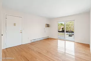 154 Cross Slope Ct, Manalapan Township, NJ 07726 - Photo 3