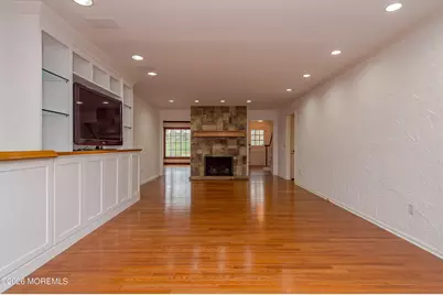 25 Dellwood Court, Middletown, NJ 07748 - Photo 15