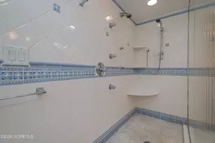 25 Dellwood Ct, Middletown, NJ 07748 - Photo 29