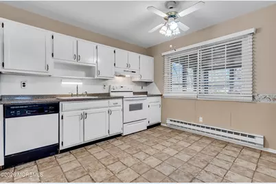 13 Michigan Avenue, Whiting, NJ 08759 - Photo 9