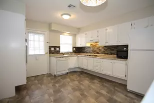 463D Portsmouth Dr, Lakewood, NJ 08701 - Photo 5