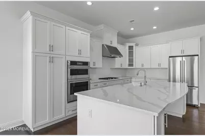 38 Sofia Drive, Manalapan Township, NJ 07726 - Photo 11