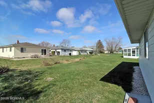 23 Capri Ct, Toms River Township, NJ 08757 - Photo 9