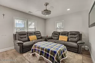 431 S Laurel Ave, Hazlet Township, NJ 07734 - Photo 3