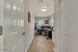 431 S Laurel Ave, Hazlet Township, NJ 07734 - Photo 11