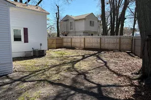 431 S Laurel Ave, Hazlet Township, NJ 07734 - Photo 17