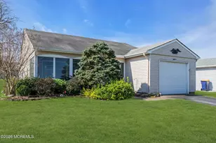 18 Leighton Ln, Manchester Township, NJ 08759 - Photo 3