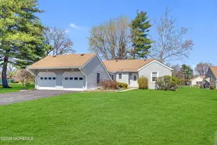 157 Rue De St Germaine, Freehold, NJ 07728 - Photo 3