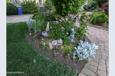 93 N Sunnycrest Drive, Little Silver, NJ 07739 - Photo 7