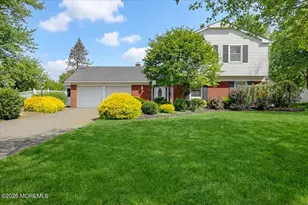 21 Applegate Rd, Freehold, NJ 07728 - Photo 1