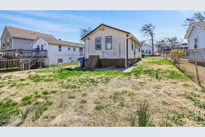 26 Hilltop Boulevard, Keyport, NJ 07735 - Photo 17