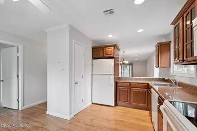 102 Arrowood Road #B, Manalapan Township, NJ 07726 - Photo 7