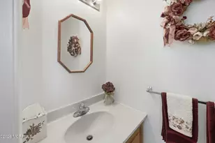 12 Interlaken Ct, Freehold, NJ 07728 - Photo 11