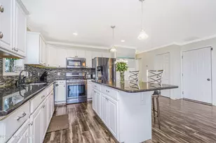 607 Bay Ave, Union Beach, NJ 07735 - Photo 15