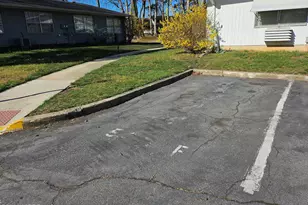 533 Dartmoor Ct, Lakewood, NJ 08701 - Photo 13