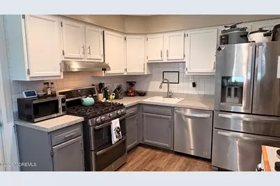 6 Kilmer Court, Freehold, NJ 07728 - Photo 5