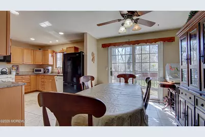 11 Sheffield Drive, Manalapan Township, NJ 07726 - Photo 7