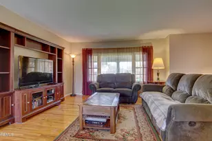 11 Sheffield Dr, Manalapan Township, NJ 07726 - Photo 3