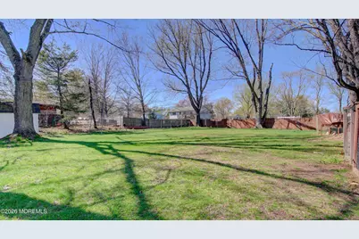 11 Sheffield Drive, Manalapan Township, NJ 07726 - Photo 15