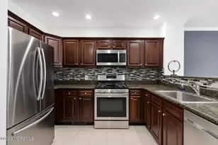 324 Promenade, Edgewater, NJ 07020 - Photo 11