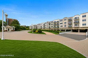 324 Promenade, Edgewater, NJ 07020 - Photo 43
