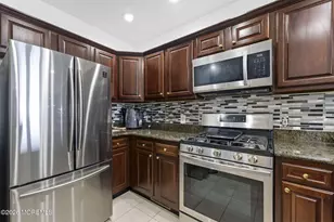324 Promenade, Edgewater, NJ 07020 - Photo 13