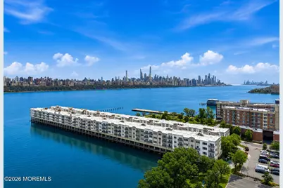 324 Promenade, Edgewater, NJ 07020 - Photo 3