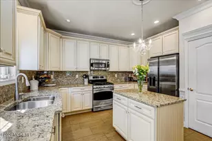 15 Crawford Rd, Manalapan Township, NJ 07726 - Photo 13