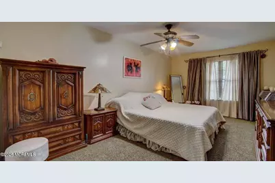 57 Chestnut Way, Manalapan Township, NJ 07726 - Photo 11