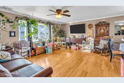 853 Spray Avenue, Beachwood, NJ 08722 - Photo 5