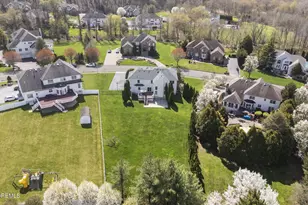 308 Flower Ln, Morganville, NJ 07751 - Photo 63