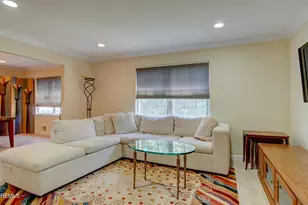 37 Hummingbird Ct, Marlboro Township, NJ 07746 - Photo 15